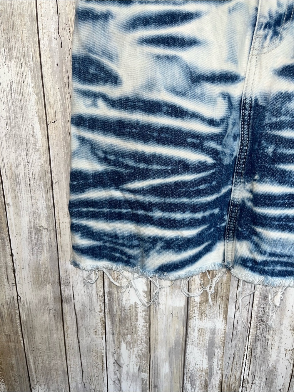 Zara Tie Dye Denim Mini Skirt High Rise Raw Hem Festival Y2K Size S - Picture 3 of 6